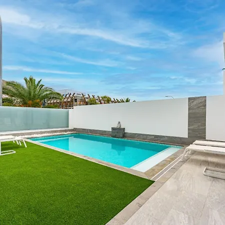 Karat Portofino 阿德耶