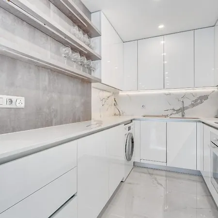 Karat Portofino 阿德耶