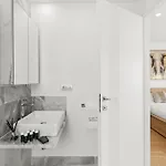 Karat Portofino * 아데제